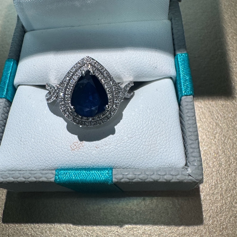 14K White Gold, Sapphire & Diamond Teardrop Ring 5.4g